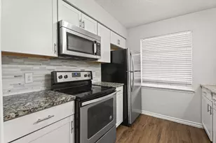 429 Johnson St, Longview, TX 75602 - Photo 1
