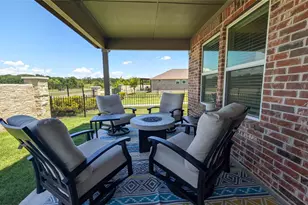 945 Hidden Eddy Dr, McKinney, TX 75071 - Photo 23