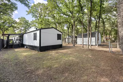 4617 Lyndi Lane, Granbury, TX 76049 - Photo 5