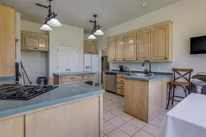 6712 Sundance Circle, Joshua, TX 76058 - Photo 11