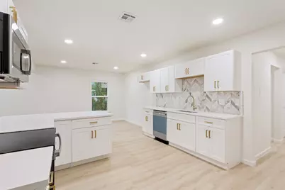 1029 N 45th Street, Waco, TX 76710 - Photo 15