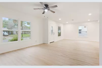 1029 N 45th Street, Waco, TX 76710 - Photo 7