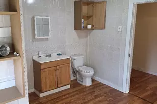 916 W Avenue B, Rosebud, TX 76570 - Photo 13