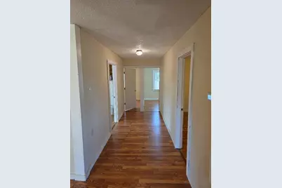 916 West Avenue B, Rosebud, TX 76570 - Photo 11
