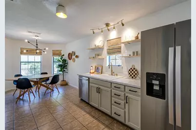 1606 N McDonald Avenue #B, Decatur, TX 76234 - Photo 5