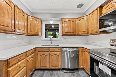 2420 Cloverdale Street, Arlington, TX 76010 - Photo 7