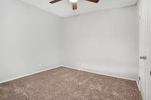 6641 Fair Meadows Dr, Watauga, TX 76148 - Photo 17