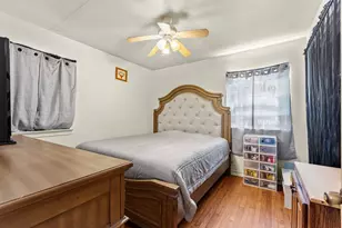 301 W Ridgewood Dr, Garland, TX 75041 - Photo 5