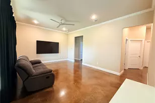 109 Cool Mdws Ct, Millsap, TX 76066 - Photo 9