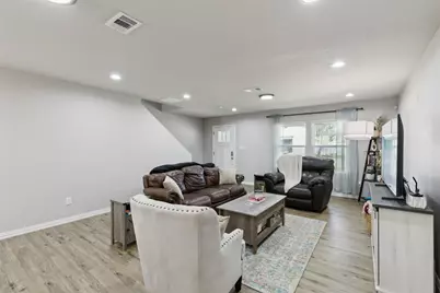 5816 Grayson Street Street, Fort Worth, TX 76119 - Photo 3