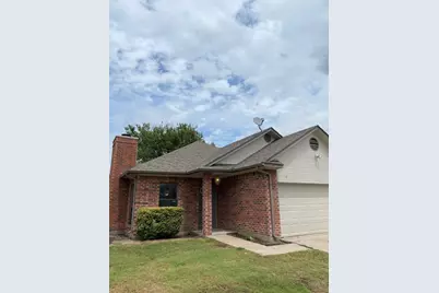805 Melville Drive, Arlington, TX 76015 - Photo 1
