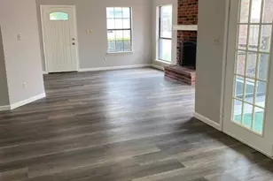 805 Melville Dr, Arlington, TX 76015 - Photo 3