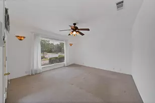 1008 Loch Lomond Dr, Arlington, TX 76012 - Photo 29