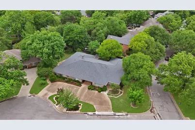 1008 Loch Lomond Drive, Arlington, TX 76012 - Photo 39