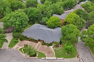 1008 Loch Lomond Dr, Arlington, TX 76012 - Photo 39