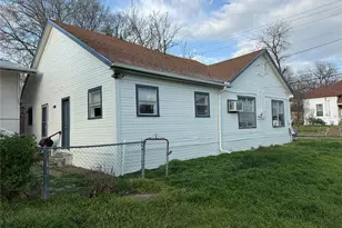 1613 Park St, Commerce, TX 75428 - Photo 3