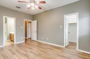 814 Walnut St, Burleson, TX 76028 - Photo 11