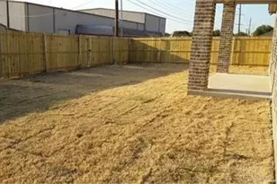 2208 Oliver St, Greenville, TX 75401 - Photo 15