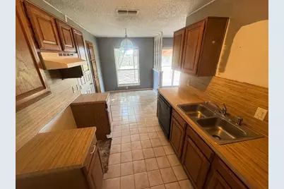 7204 Ridge Road, Fort Worth, TX 76133 - Photo 5