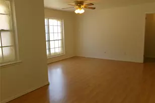 1208 Academy Dr, Arlington, TX 76013 - Photo 7
