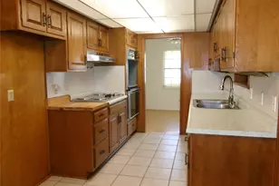 1208 Academy Dr, Arlington, TX 76013 - Photo 11