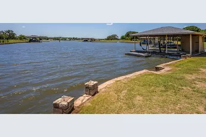 2009 Canaveral Court, Granbury, TX 76048 - Photo 9