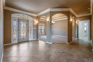 2009 Canaveral Ct, Granbury, TX 76048 - Photo 3
