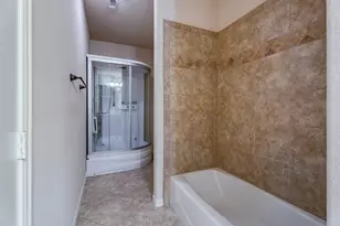 2009 Canaveral Ct, Granbury, TX 76048 - Photo 25