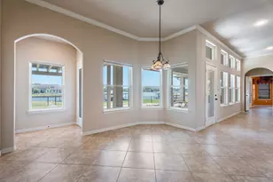 2009 Canaveral Ct, Granbury, TX 76048 - Photo 15