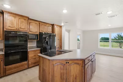 19519 Fm 205, Bluff Dale, TX 76433 - Photo 15