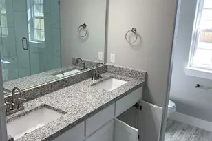 430 W Morgan St, Denison, TX 75020 - Photo 9