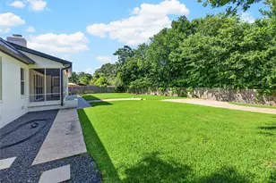 1600 Royal Oaks Dr, Waco, TX 76710 - Photo 37