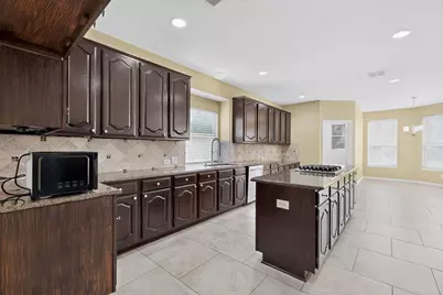 1812 Meadow Ridge Drive, Flower Mound, TX 75028 - Photo 11