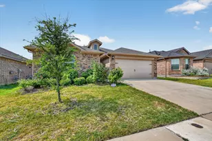 9745 Mint Hill Dr, Fort Worth, TX 76108 - Photo 3