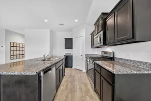 9745 Mint Hill Dr, Fort Worth, TX 76108 - Photo 11