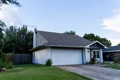 2521 Channing Drive, Grand Prairie, TX 75052 - Photo 3