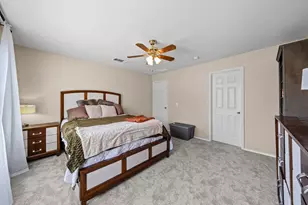 2204 Canterbury Park Dr, Grand Prairie, TX 75050 - Photo 15