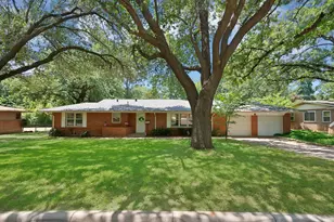 712 Briarwood Blvd, Arlington, TX 76013 - Photo 1