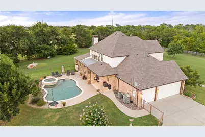 633 Durning Road, Van Alstyne, TX 75495 - Photo 9