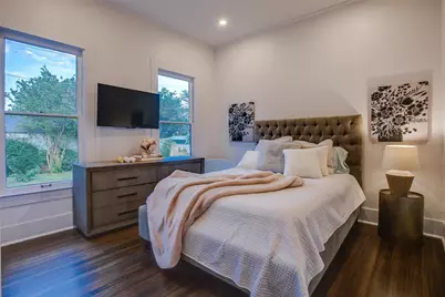 732 Haines Avenue, Dallas, TX 75208 - Photo 25