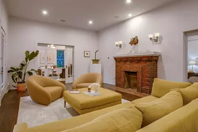 732 Haines Avenue, Dallas, TX 75208 - Photo 9