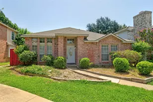 1821 Chattham Ct, Plano, TX 75025 - Photo 1