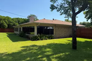 1016 Cliff Dr, Graham, TX 76450 - Photo 21