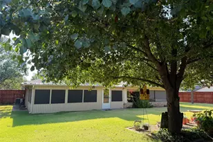 1016 Cliff Dr, Graham, TX 76450 - Photo 23