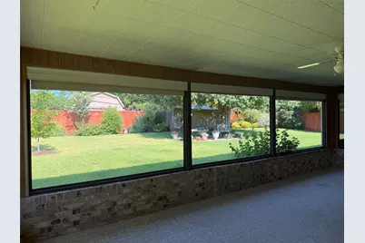 1016 Cliff Drive, Graham, TX 76450 - Photo 15