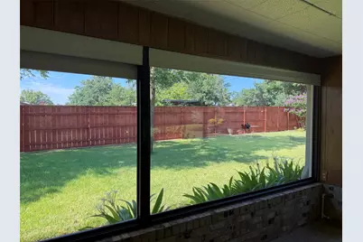 1016 Cliff Drive, Graham, TX 76450 - Photo 17