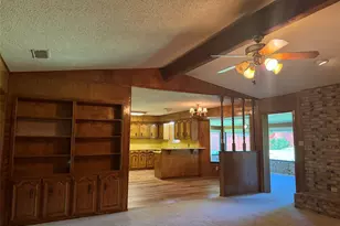 1016 Cliff Dr, Graham, TX 76450 - Photo 7
