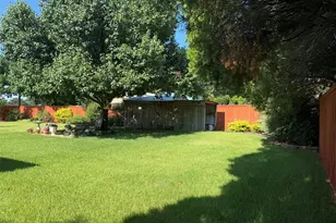 1016 Cliff Dr, Graham, TX 76450 - Photo 23