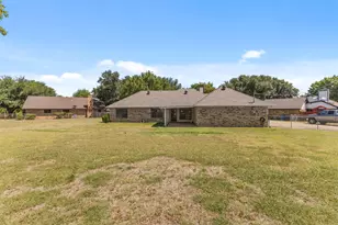 740 Squire Pl, Red Oak, TX 75154 - Photo 23