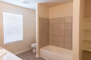 1700 Oriole Dr, Ennis, TX 75119 - Photo 13